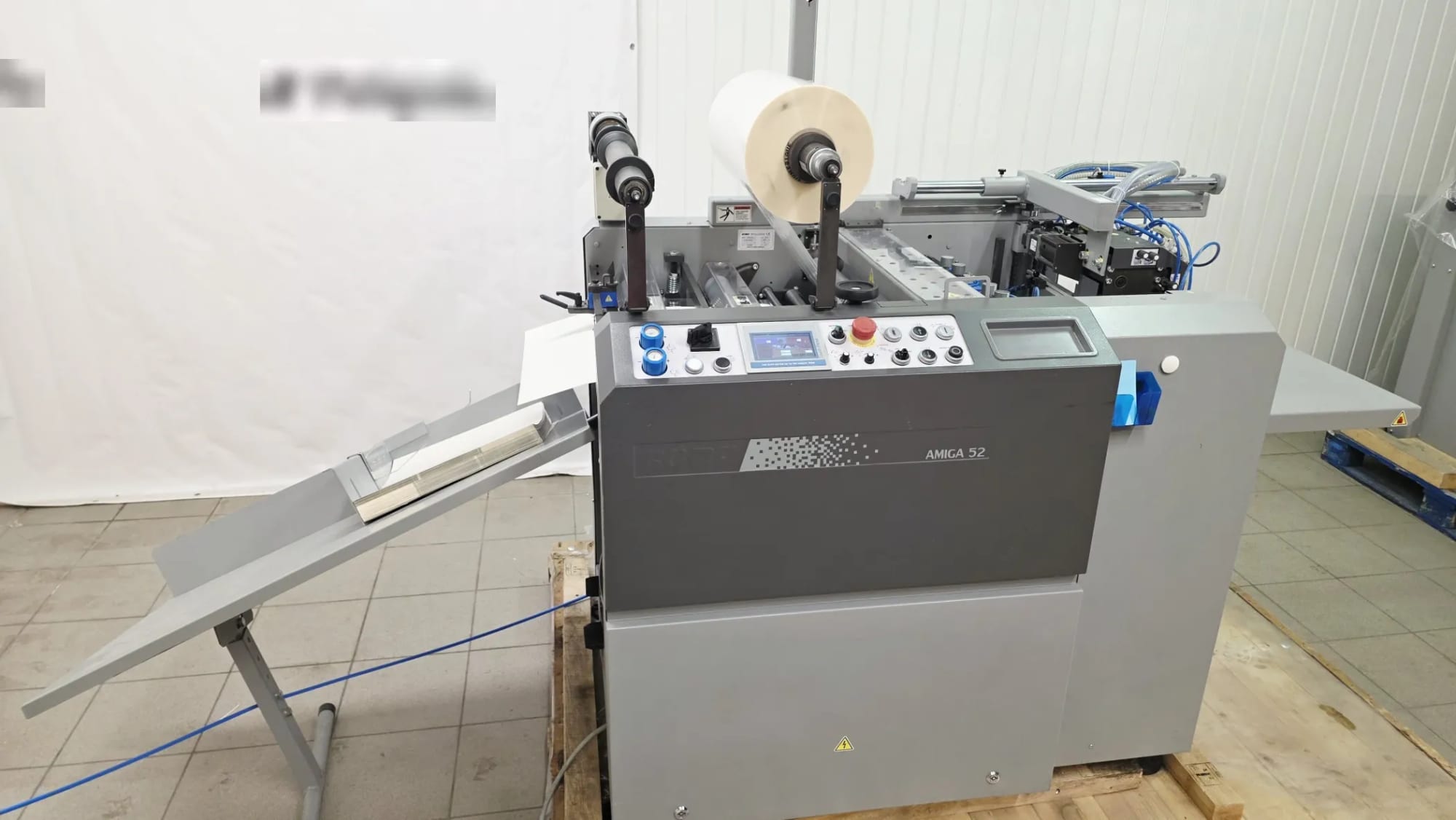 Komfi Amiga 52 A — automatic thermal laminator with hot foil, 56 × 80 cm