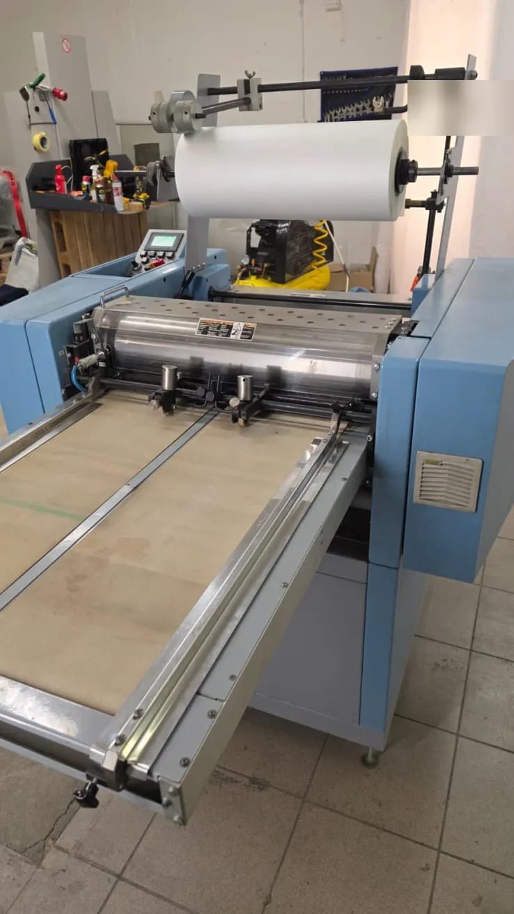 Komfi Aspira-C — półautomatyczny laminator 52 × 74 cm 6