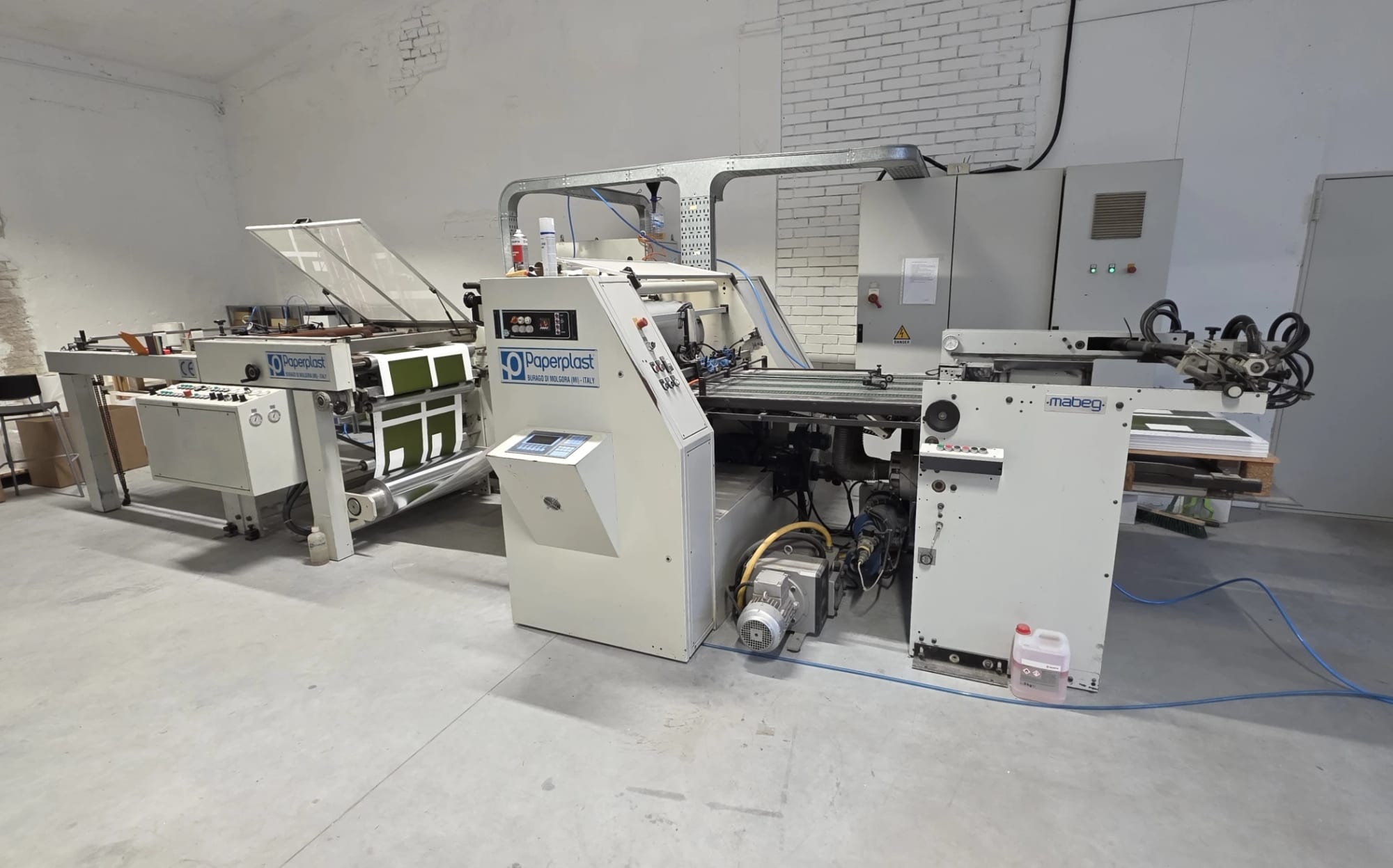 Paperplast Dry 80/76 — automatic B1 laminating machine 76 × 102 cm, up to 70 m/min 1