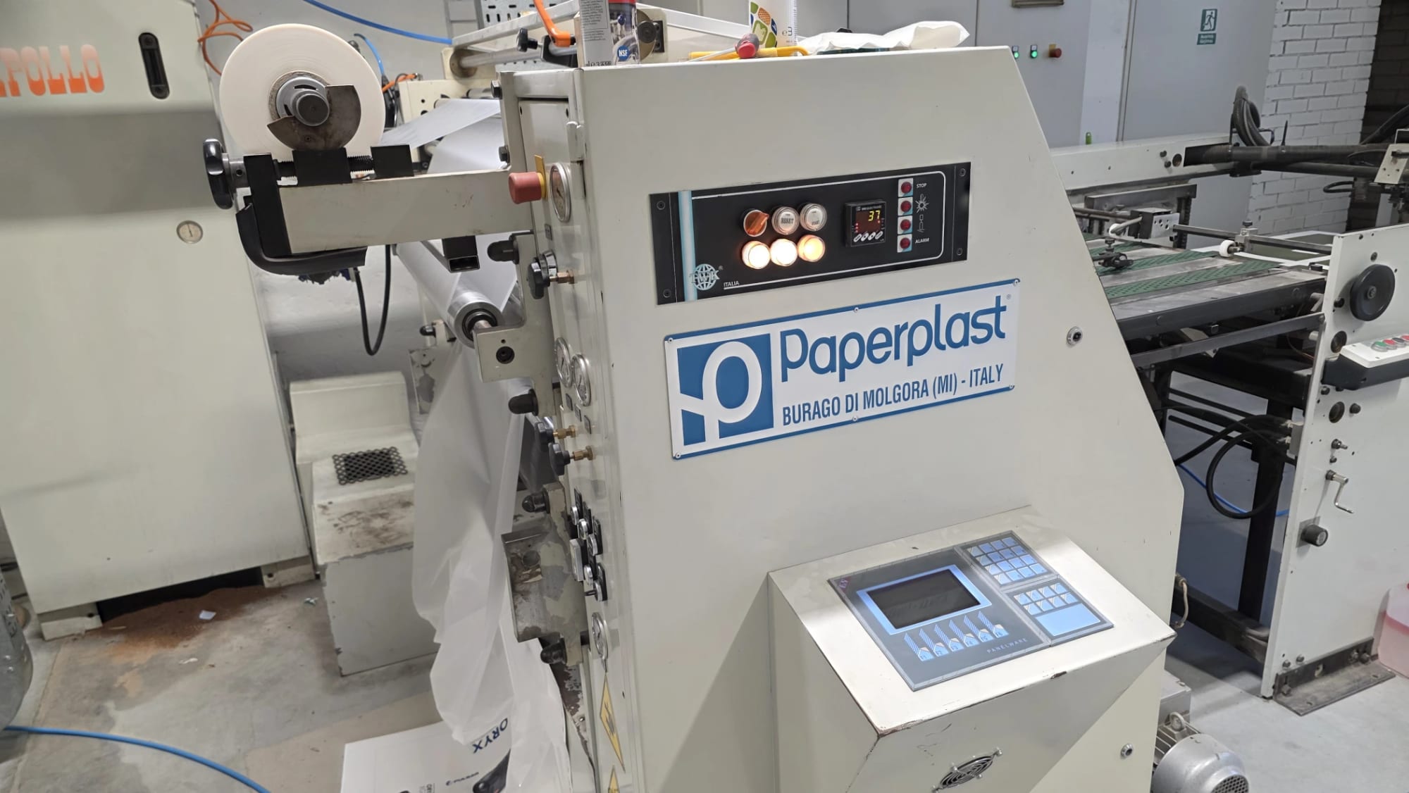 Paperplast Dry 80/76 — automatic B1 laminating machine 76 × 102 cm, up to 70 m/min 7